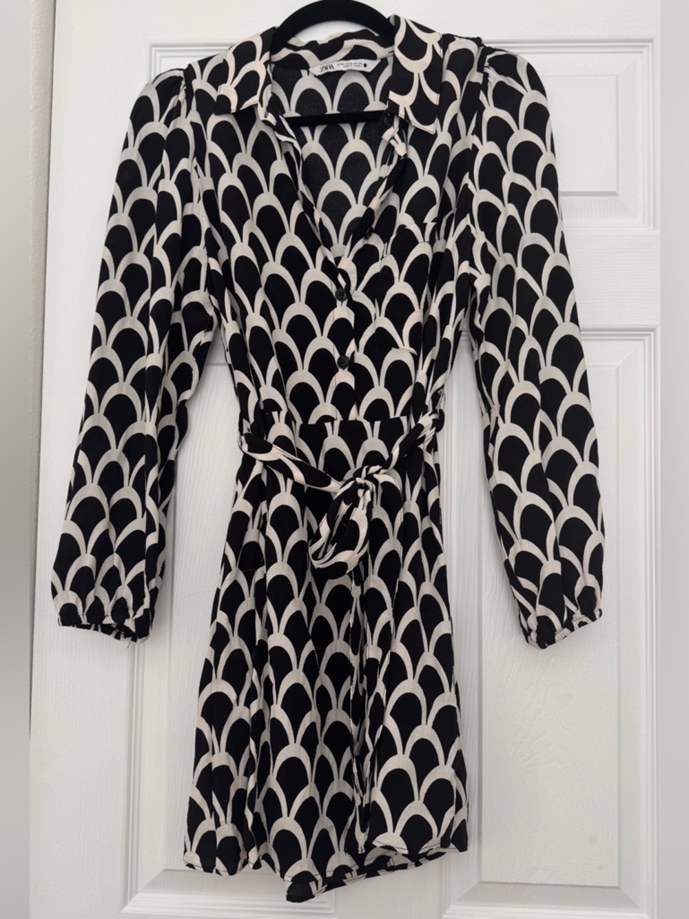 Zara Black and White Arch-Print Button Dress